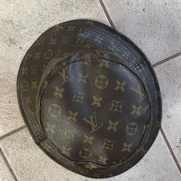 Vintage Louis Vuitton Bucket Hat - Picture 4 of 6